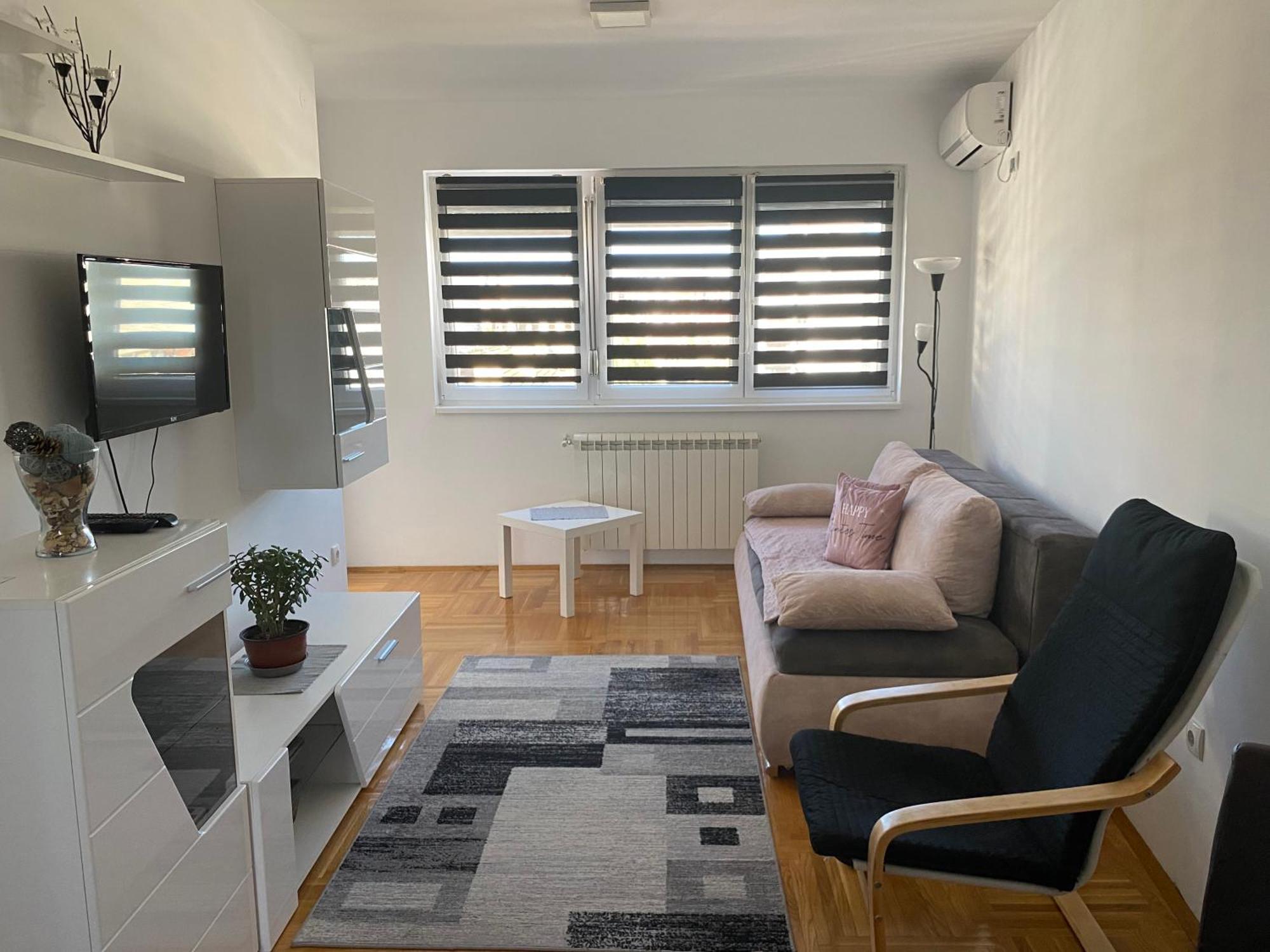 Mka Suite Kragujevac Kültér fotó